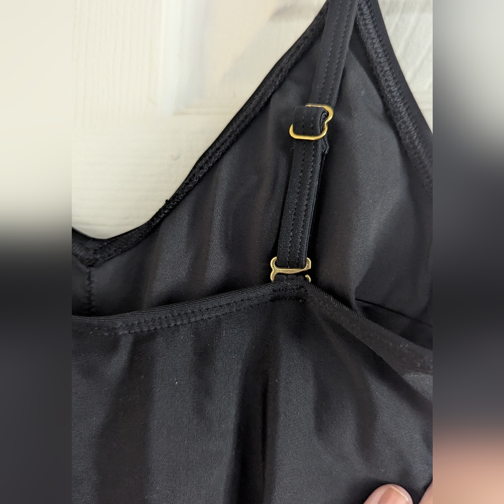 One piece bathing suit shaping control - Picture 4 of 5